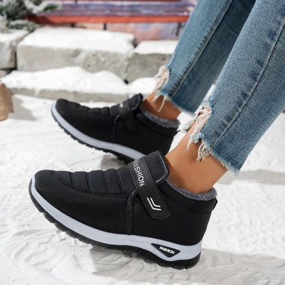 ❄️ Non-Slip Winter Warm Slip-On Sneakers | Cozy & Secure – Easy On/Off for Cold Days ✨