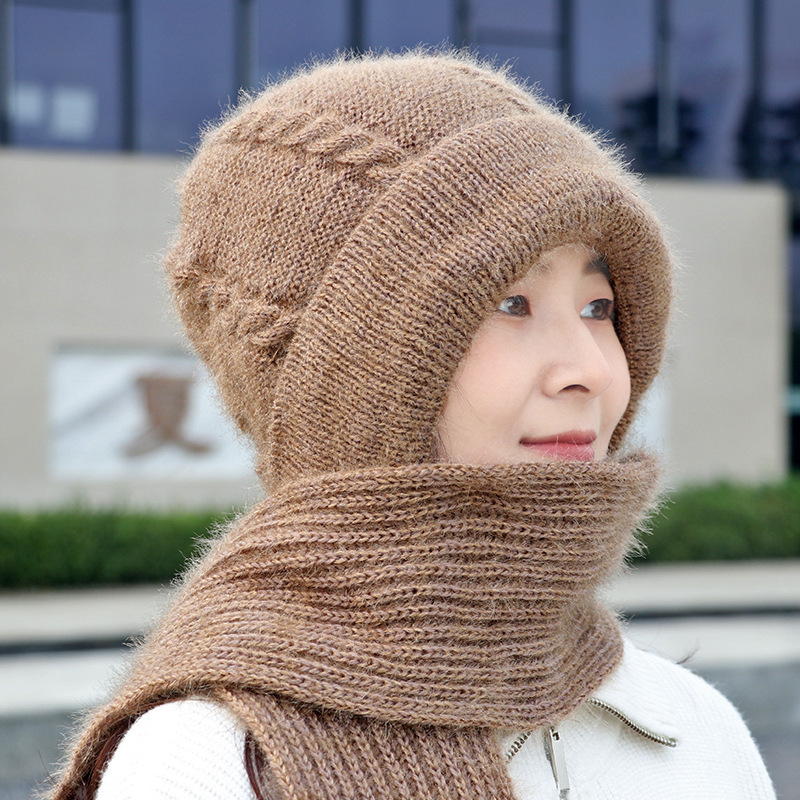 👒 2-in-1 Hooded Knit Hat with Neck Warmer—Thick Knit, Windproof and Warm 🧣